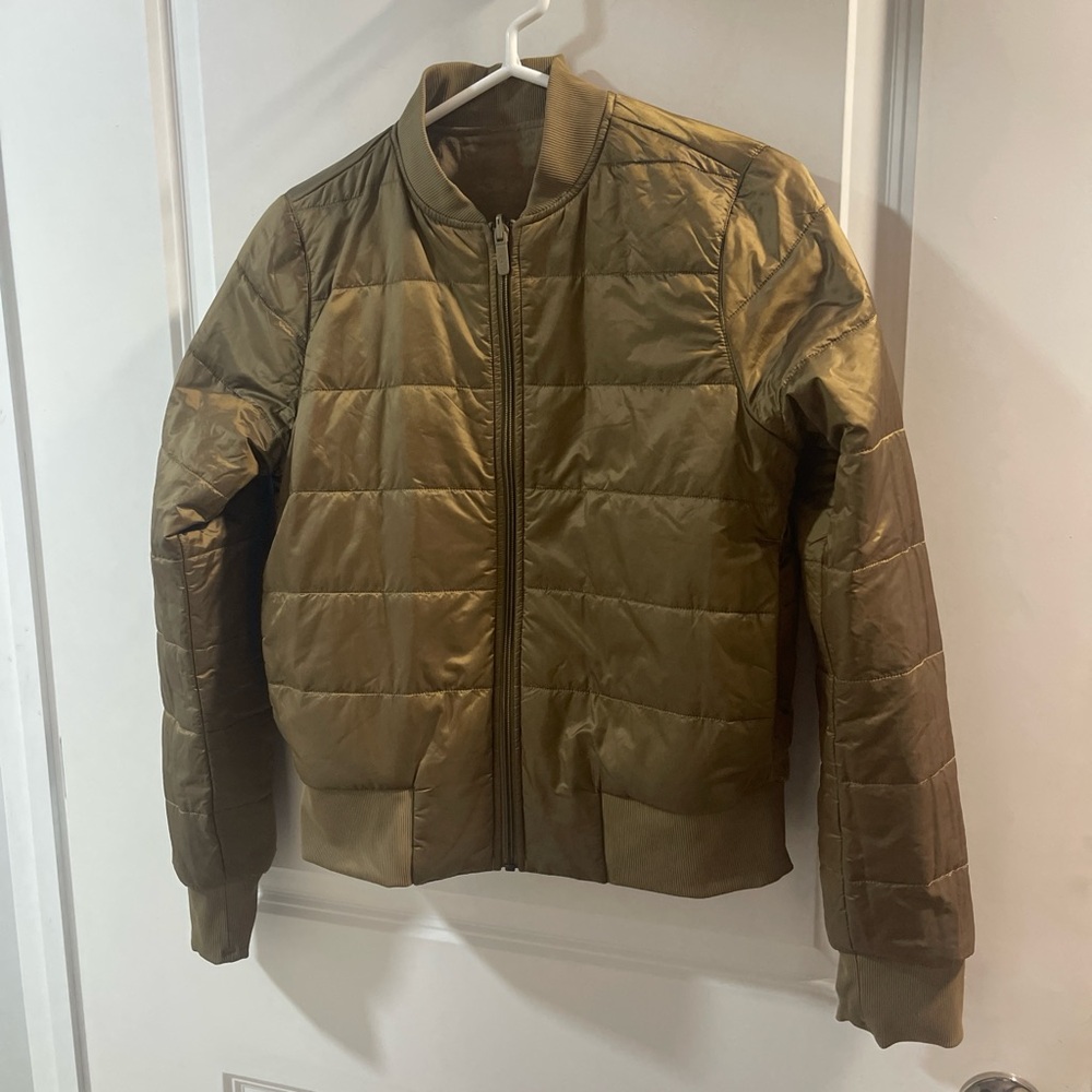 Lululemon Non Stop Reversible Bomber Jacket Size 6 Like New Condition - Picture 4 of 7